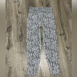 Athleta flurry elemental leggings